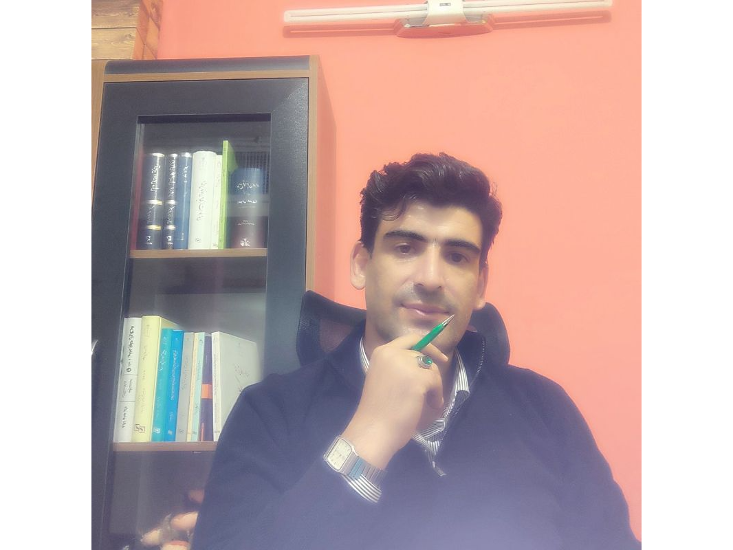 من اینجا هستم تا از حق شما دفاع کنم حقی که از آن دفاع نشود از بین خواهد رفت وتلف میشود!!
قلم ما برای دفاع ازحق و عدالت است
ضمانت ووثیقه  اجرای آن سوگند وشرافت ماست.
