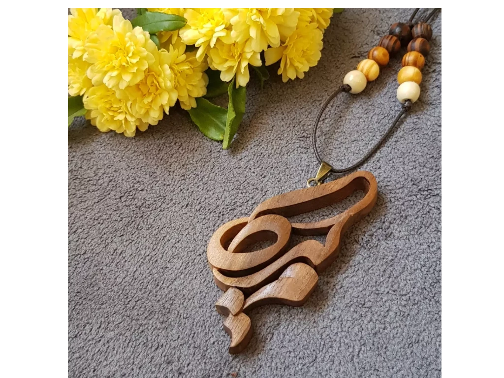 گردنبندچوبی اسم "ملیکا"
ساخته شده از چوب گردو