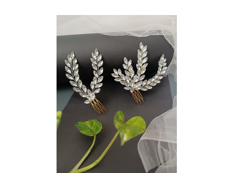 شونه شینیون سنگ مارکیز 
برای شینیون بسته 
تک هم قابل سفارش می باشد 
درهررنگی با لباس مجلسی 