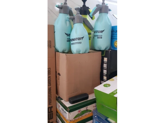 سم پاش برای مصارف خانگی و باغی رسید.